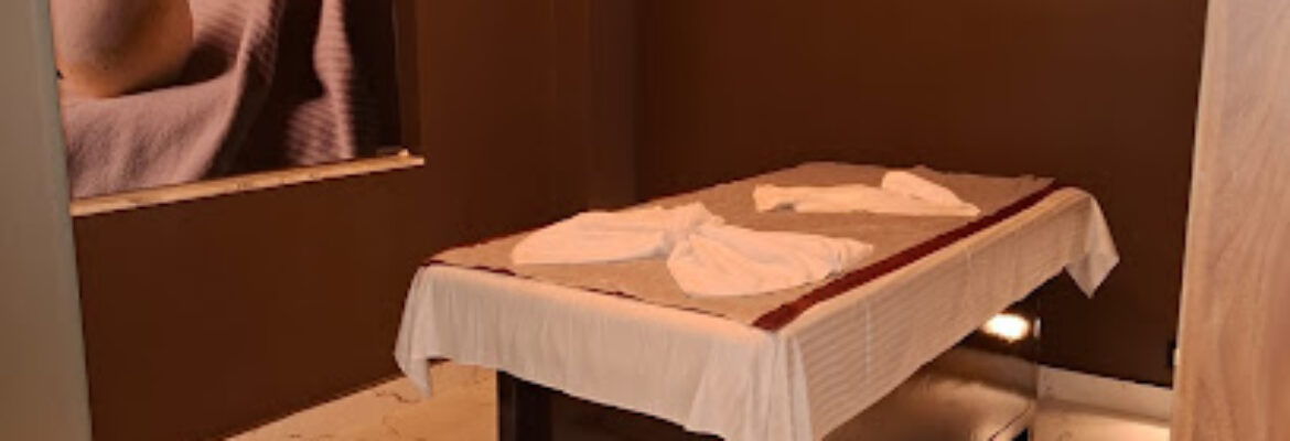 World    In Colaba  Mumbai