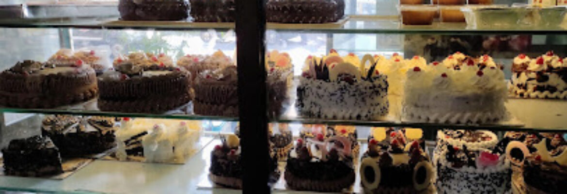 Kyani       Legendary Irani Restaurant  Bakers